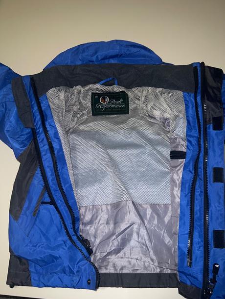 Prechodná bunda zn. peak performance, 110