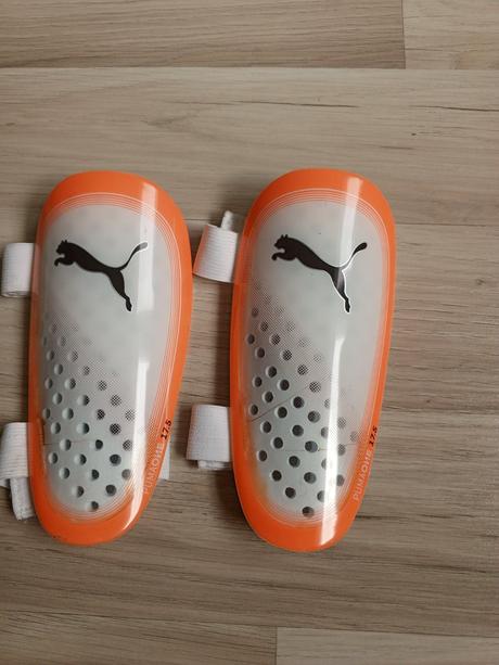 Chrániče - futbal, 