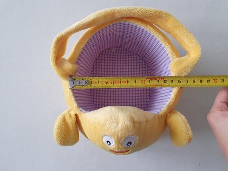 Veľkonočný plyšový košíček kuriatko, 