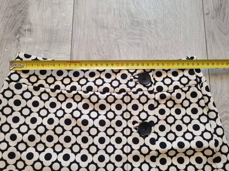 Sukňa bershka č.s, bershka,s