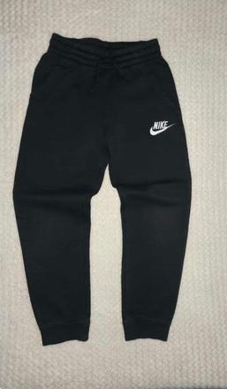 Teplejšie tepláky zn.nike, nike,140