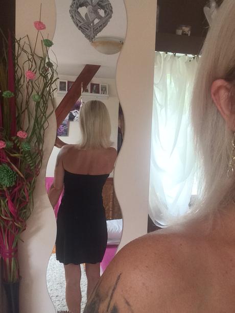 Elegantne elasticke saty, s