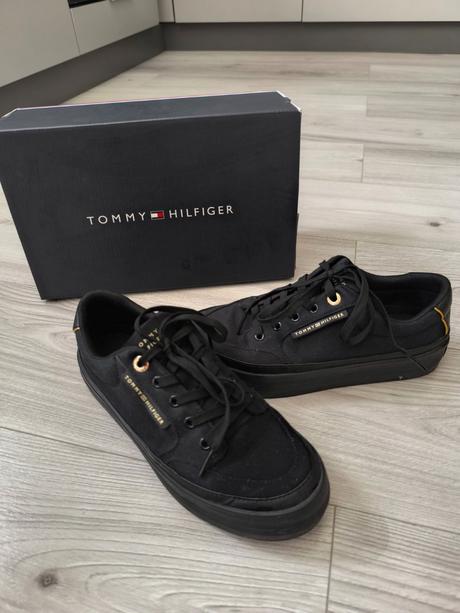 Tommy hilfiger 39, tommy hilfiger,39