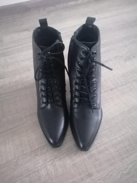 Prechodné čierne topánky, 36