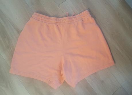 Šortky teplákové, basics,38