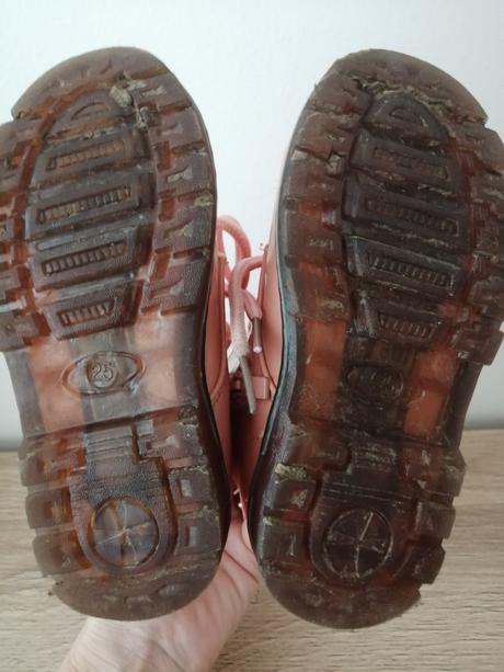 Prechodné topánky, 25