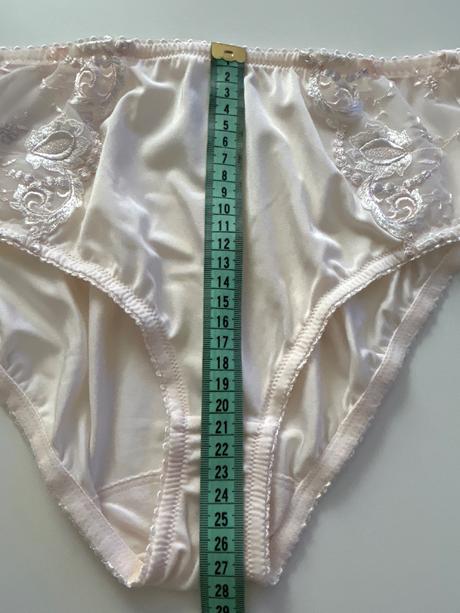 2x nohavičky contureĺe 1x gabidar, xl