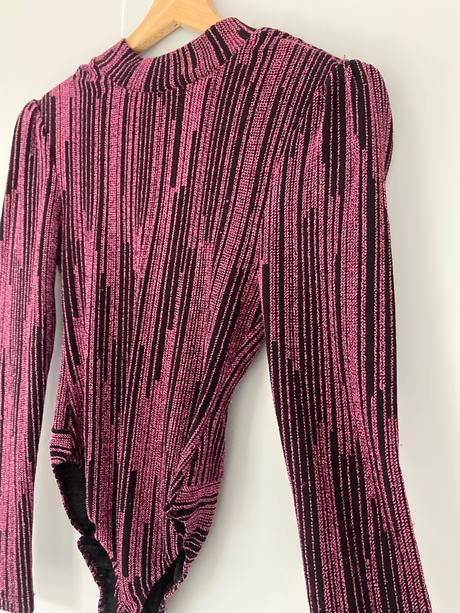 Body s dlhým rukávom, s