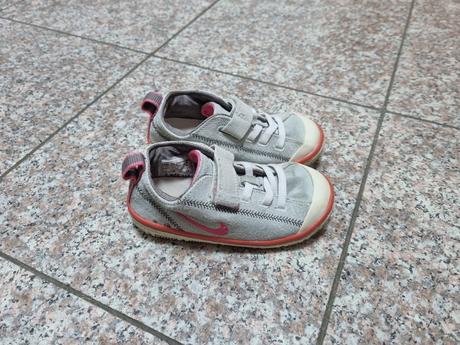 Tenisky, nike,25