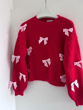 Sveter s mašličkami, reserved,s