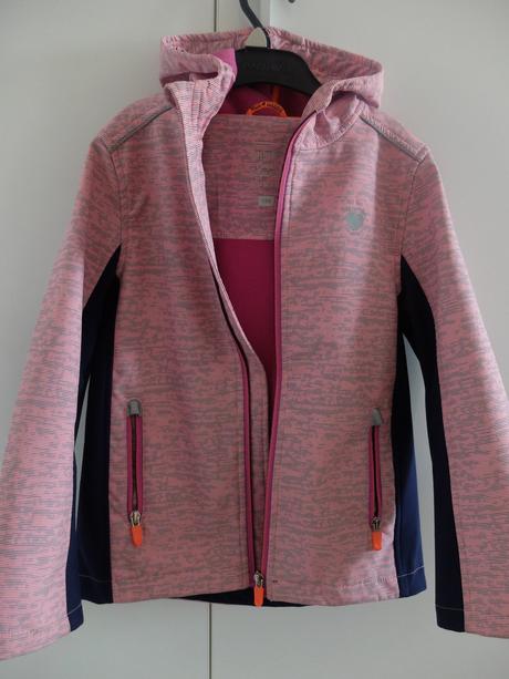 Sofshelova bunda 128, c&a,128