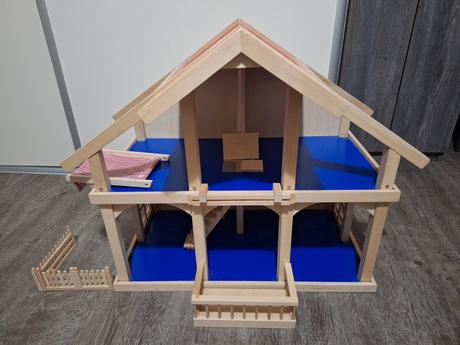 Domček pre bábiky, 