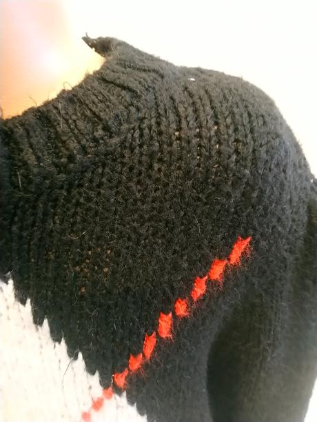 Dievčenský čierny pulóver s motívom, 152-158 cm, 158