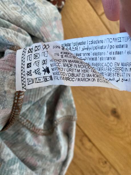 Kvetinkove saty, pull&bear,s