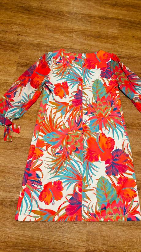 Spoločenské šaty, 40