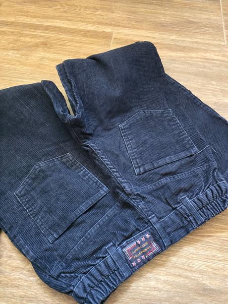 Menčestráky č.128, 128