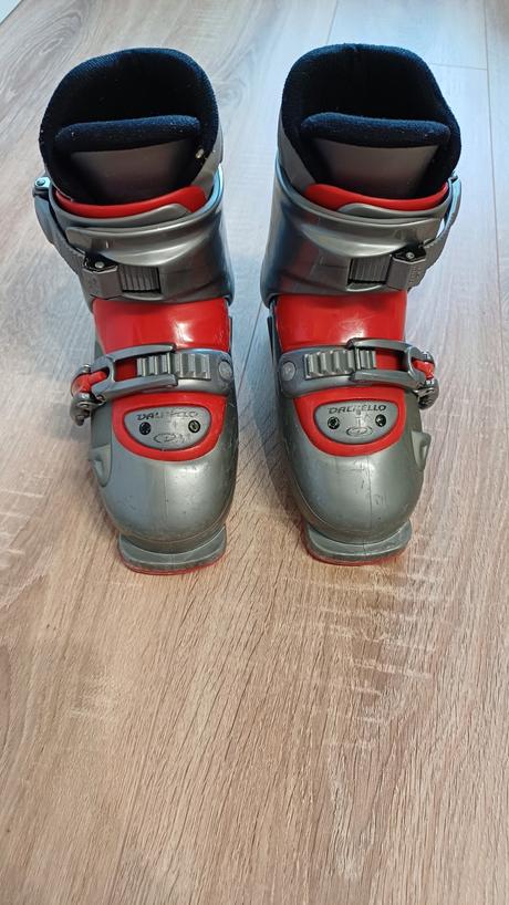 Lyžiarky, dalbello,33