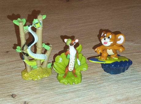 Kinder hračky - kung fu panda, ice age,tom & jerry,