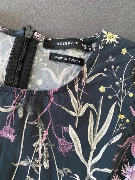 Kvietkovaná blúzka, reserved,34