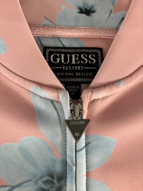 Mikina guess, guess,140