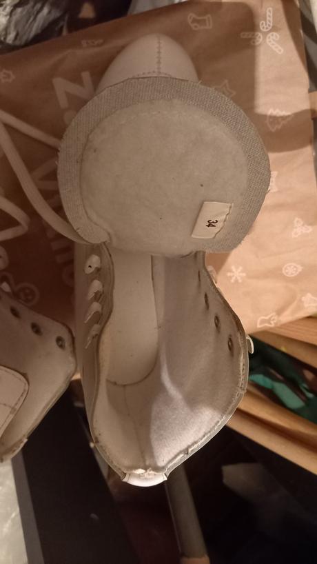 Korčule na ľad, 34