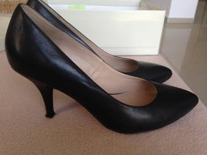 Čierne kožené lodičky, baťa,39