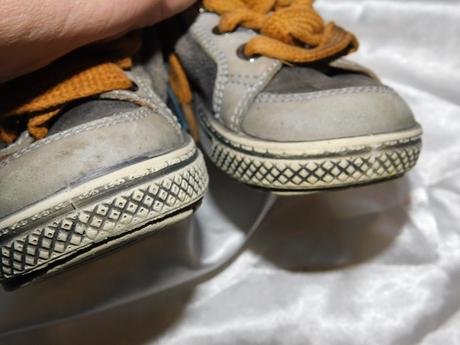 Kvalitne kožene topanky,na boku zips, bama,21