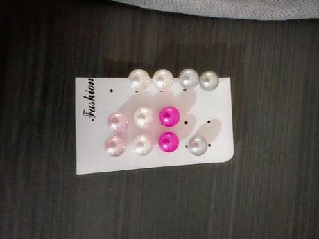 Náušnice perlicky, 