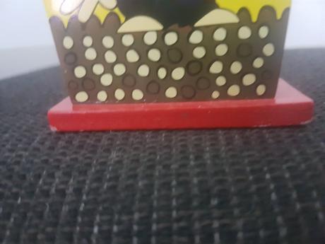 Mala drevená pokladnička-krtko,