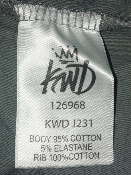 Chlapčenské sivé tričko (10-11 r.), 146