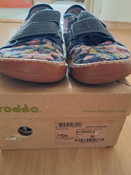 Predám plátené tenisky frodo barefoot canvas, 36