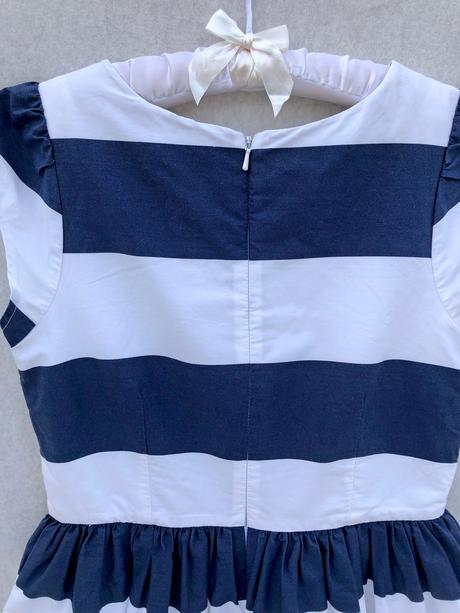 Šaty so šperkovaným golierom, next,152