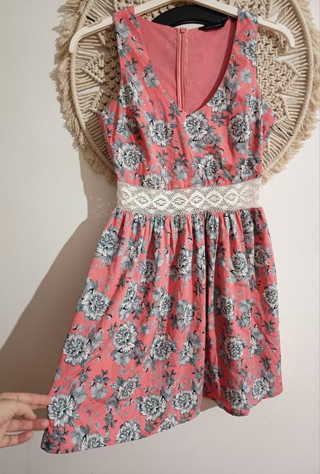 Dámske šaty, new look,m