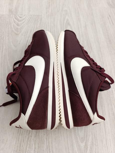 Nike tenisky, nike,37