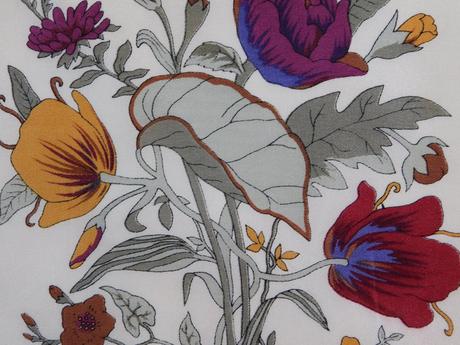 Codello kvalitná luxusna hodvabna elegantná šatka, xl