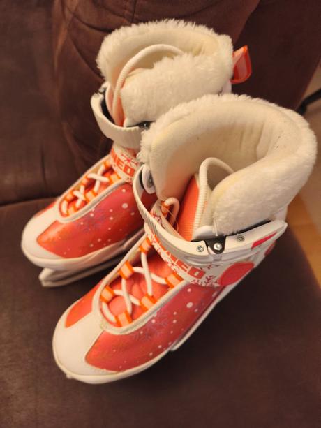 Detske korcule vel. 32-35, crowned,32