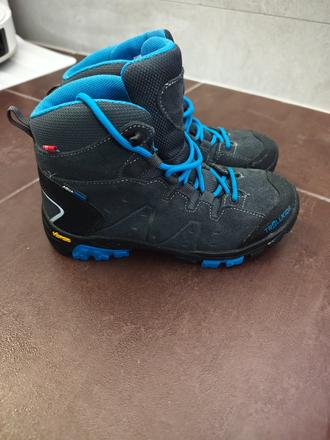 Turistické detské topánky, decathlon,32