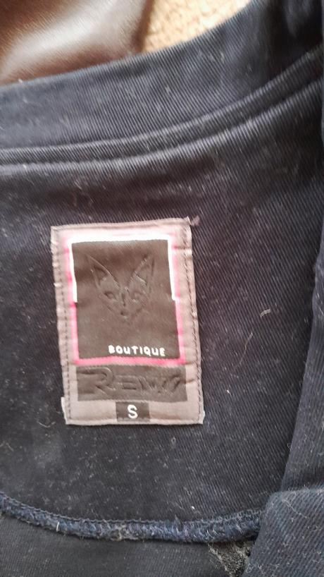 Rôzne druhy bund, m