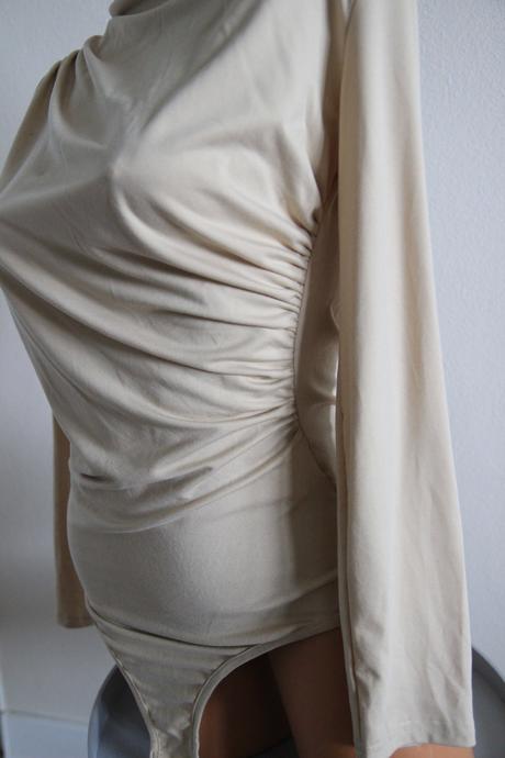 Béžovo krémový zberaný body top, l, l