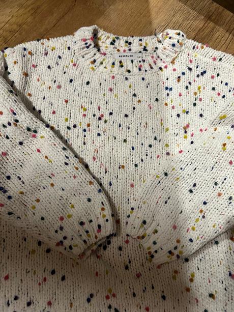 Sveter, reserved,134