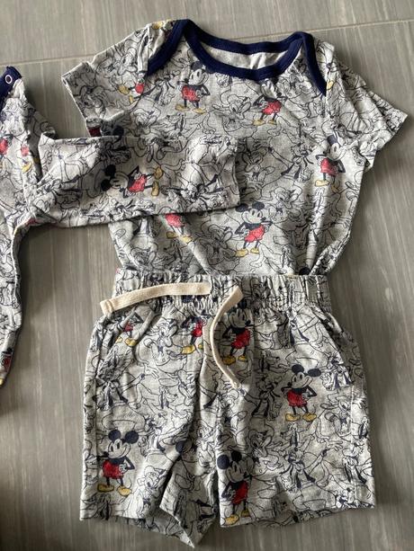 Gap mickey set 18m top stav, gap,86