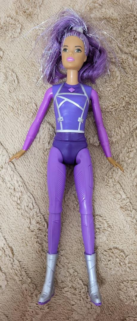 Barbie hviezdna galaktička, 