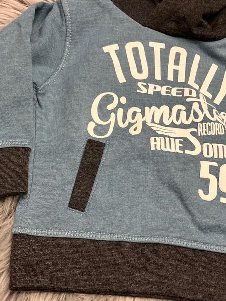 Chlapčenská mikina s kapucňou (68), 68