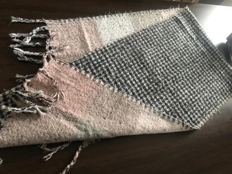 Hrubý veľký šal, 