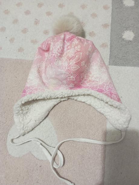 Čiapka moonrise, 110