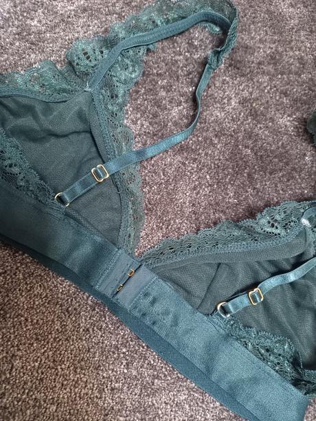 Zelena podprsenka 75b, esmara,75b