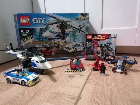 Lego city + lego marvel super herdes,