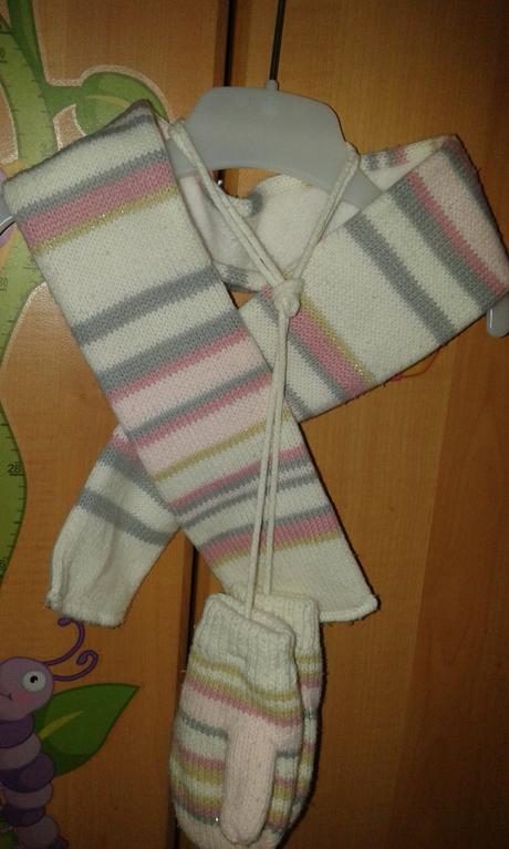 Detská čiapočka so šálom a rukavičkami, c&a,86