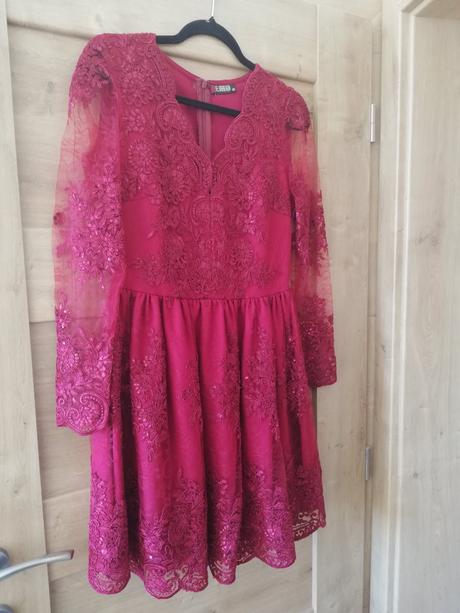 Slávnostné šaty, m