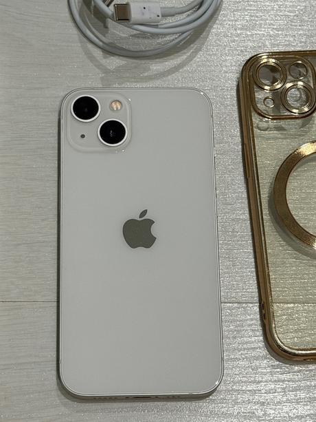 Iphone 13 biely 128gb, apple